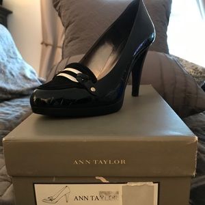 Ann Taylor patent leather heels size 7.